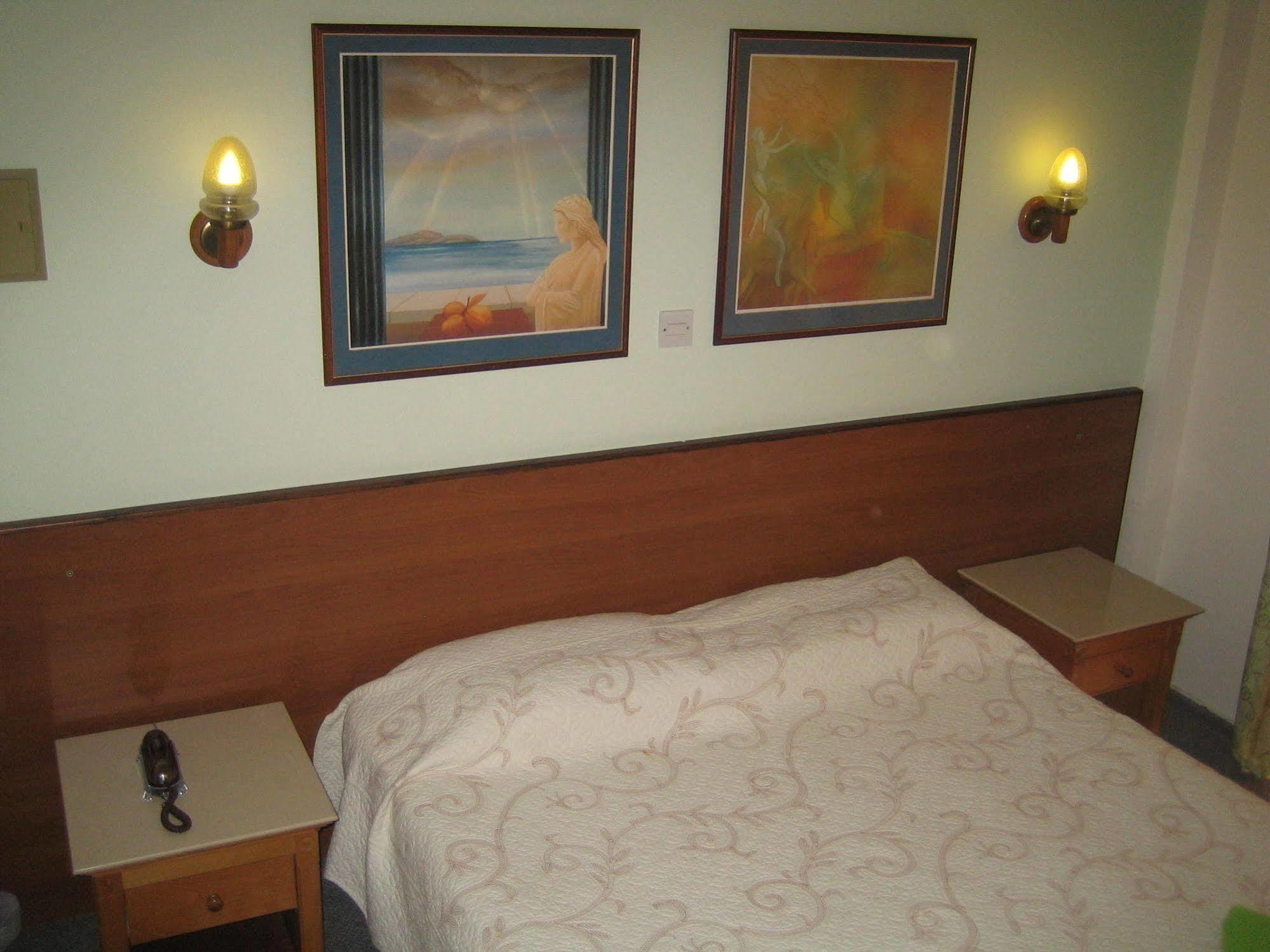 Onisillos Hotel Larnaca Exterior photo
